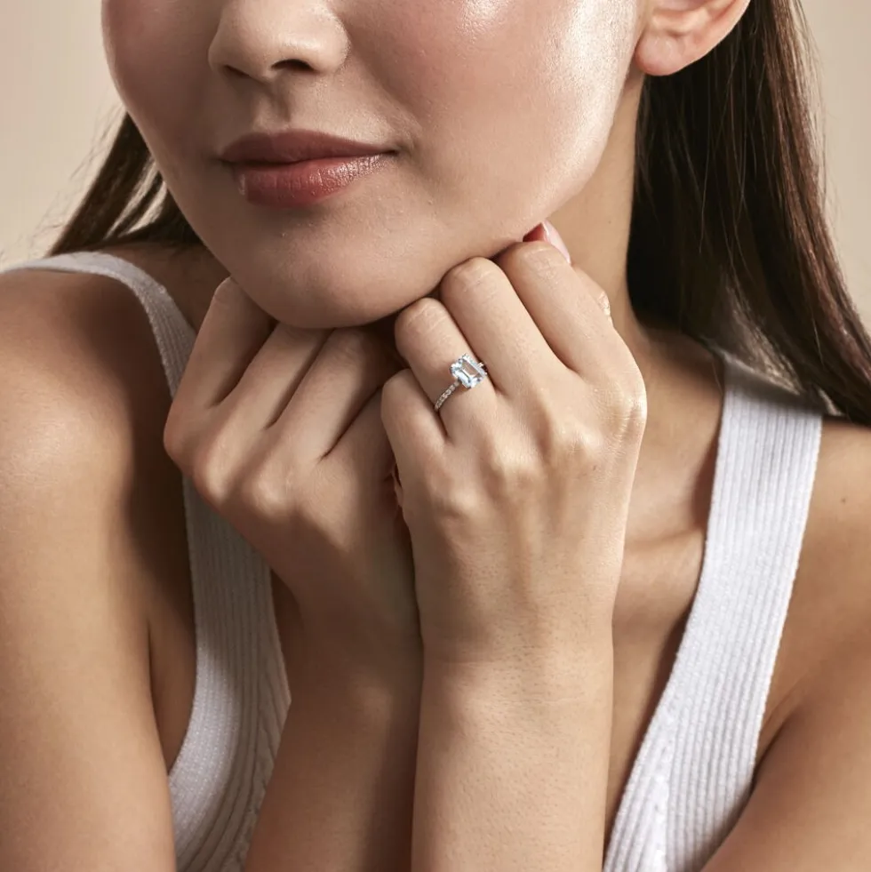 Bague Or Blanc Mone Topaze Et Oxydes De Zirconium