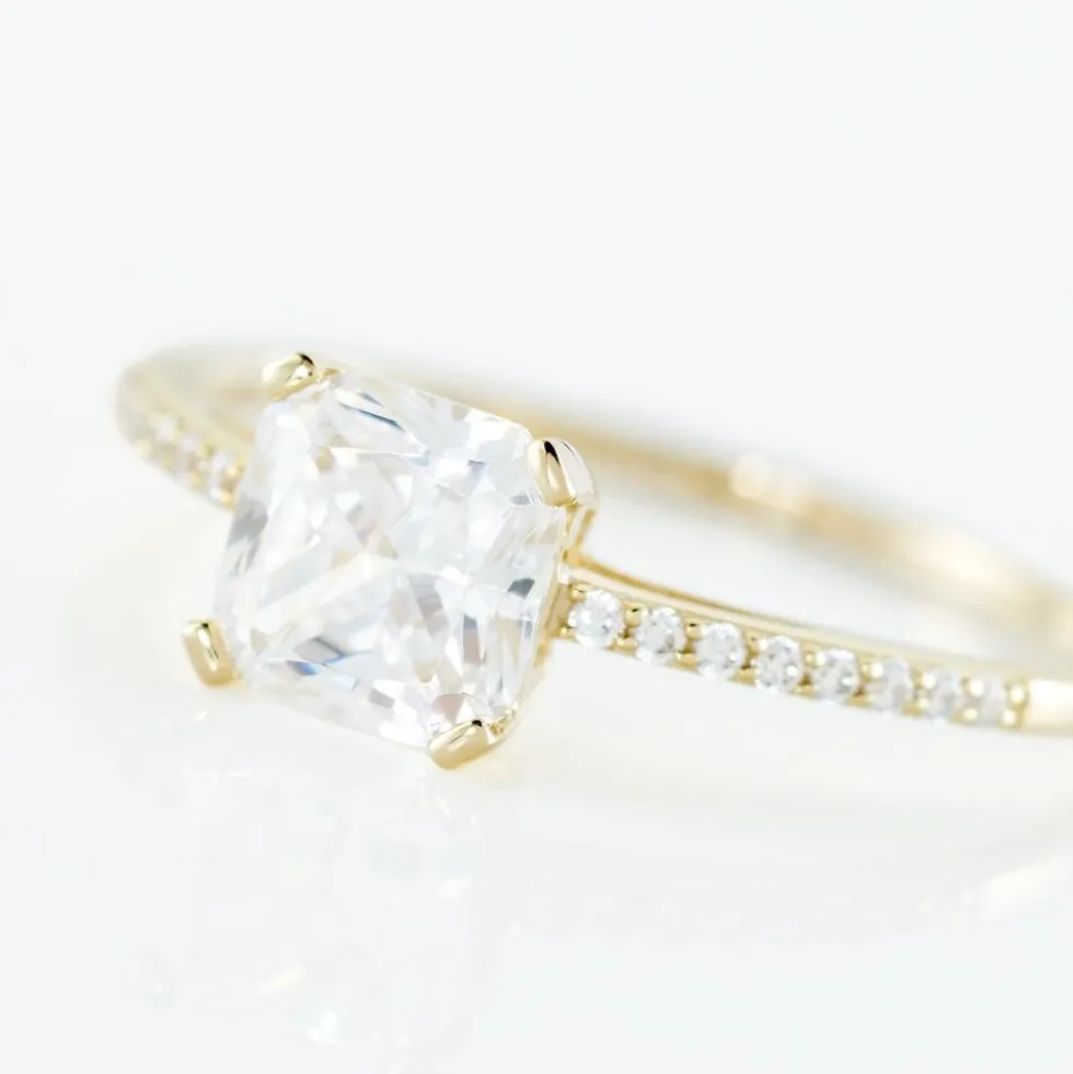 Bague Solitaire Or Jaune Beline Oxyde De Zirconium