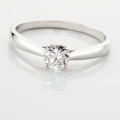 Bague Solitaire Vicoeuria Or Blanc Diamant Synthétique