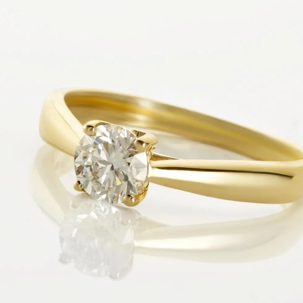 Bague Solitaire Vicoeuria Or Jaune Diamant Synthétique