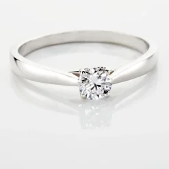Bague Solitaire Vicoeuria Or Blanc Diamant Synthétique