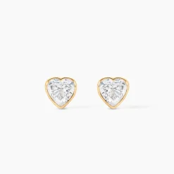 Boucles D'oreilles Puces Coeur Serti Clos Or Jaune Oxyde De Zirconium