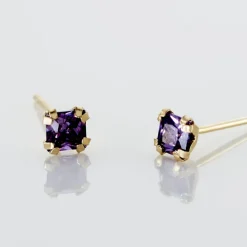 Boucles D'oreilles Puces Doreen Carre Or Jaune Oxyde De Zirconium