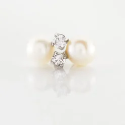Boucles D'oreilles Puces Eolande Or Blanc Perle De Culture Et Oxyde