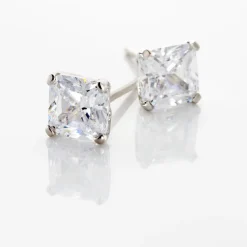 Boucles D'oreilles Puces Doreen Carre Or Blanc Oxyde De Zirconium