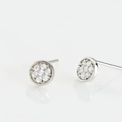 Boucles D'oreilles Puces Dorie Pastille Serti Clos Or Blanc Oxyde