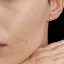 Boucles D'oreilles Puces Elda Serti Clos Or Jaune Oxyde De Zirconium