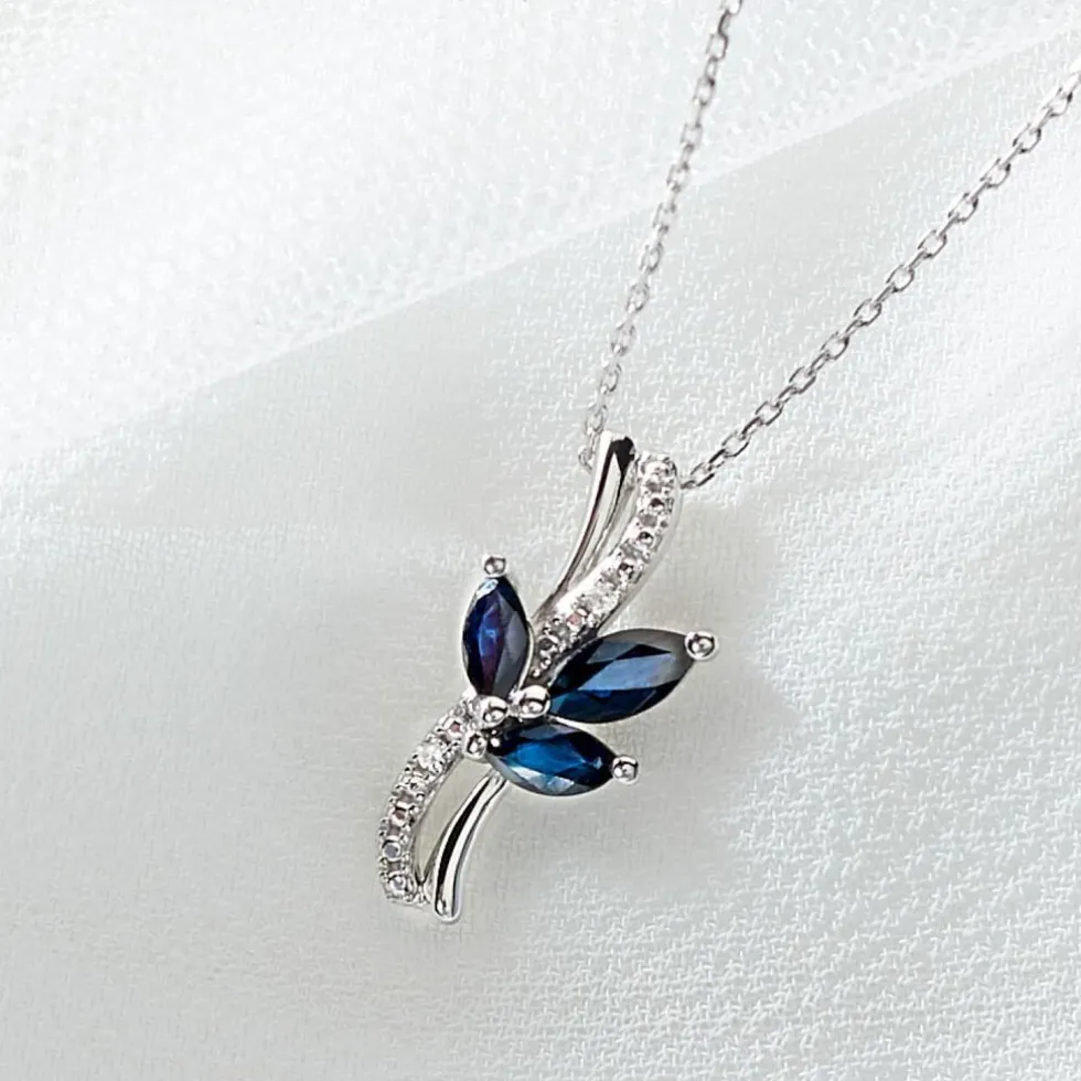 Collier Angie Or Blanc Saphir Diamant