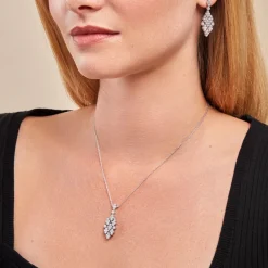 Collier Petales Argent Blanc Oxyde De Zirconium