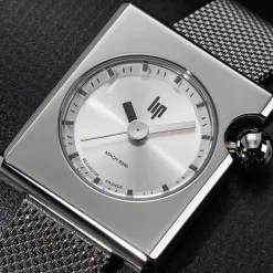 Montre Lip Mach 2000 Mini Square Argenté